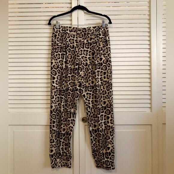 ATM Anthony Thomas Melillo Leopard Print Silk Cropped Joggers - Picture 5 of 9